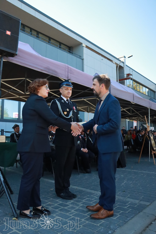 Fotorelacja II: Uroczystość NADANIA SZTANDARU i 50-lecie Zarządu Miejskiego ZOSP RP w Zawierciu
