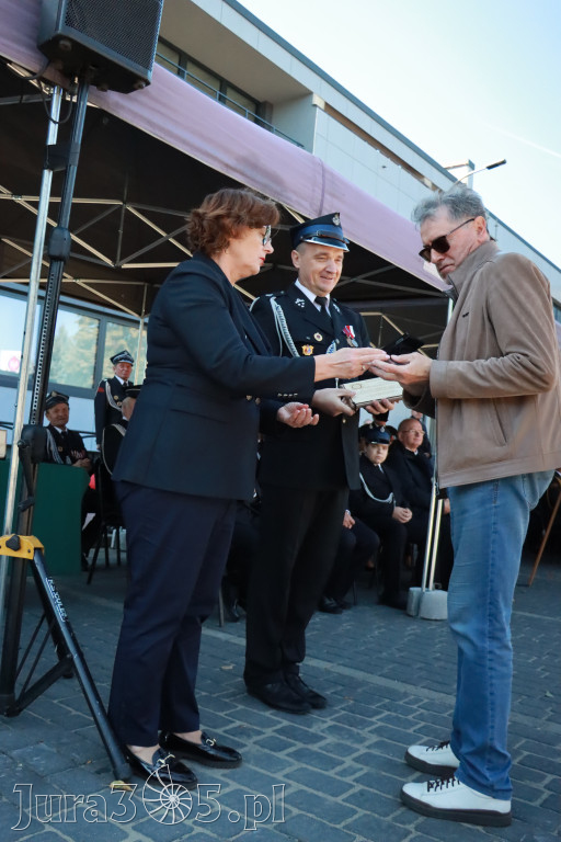 Fotorelacja II: Uroczystość NADANIA SZTANDARU i 50-lecie Zarządu Miejskiego ZOSP RP w Zawierciu