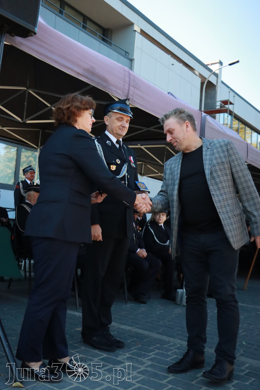 Fotorelacja II: Uroczystość NADANIA SZTANDARU i 50-lecie Zarządu Miejskiego ZOSP RP w Zawierciu