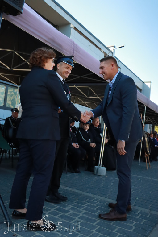 Fotorelacja II: Uroczystość NADANIA SZTANDARU i 50-lecie Zarządu Miejskiego ZOSP RP w Zawierciu