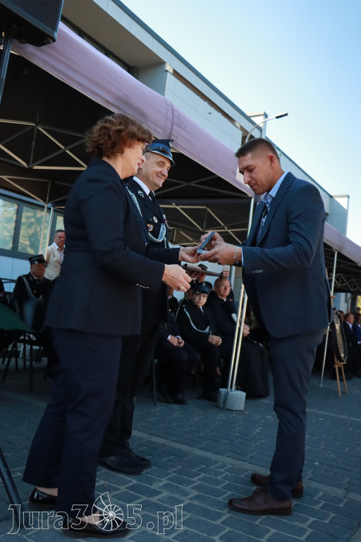 Fotorelacja II: Uroczystość NADANIA SZTANDARU i 50-lecie Zarządu Miejskiego ZOSP RP w Zawierciu