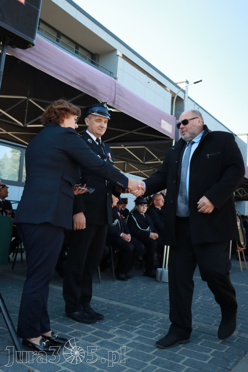 Fotorelacja II: Uroczystość NADANIA SZTANDARU i 50-lecie Zarządu Miejskiego ZOSP RP w Zawierciu