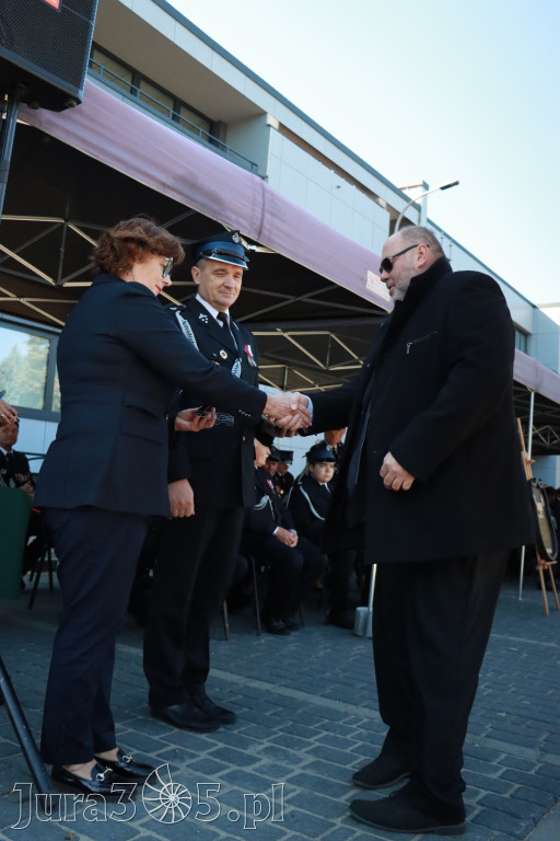 Fotorelacja II: Uroczystość NADANIA SZTANDARU i 50-lecie Zarządu Miejskiego ZOSP RP w Zawierciu