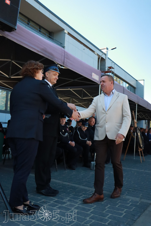 Fotorelacja II: Uroczystość NADANIA SZTANDARU i 50-lecie Zarządu Miejskiego ZOSP RP w Zawierciu