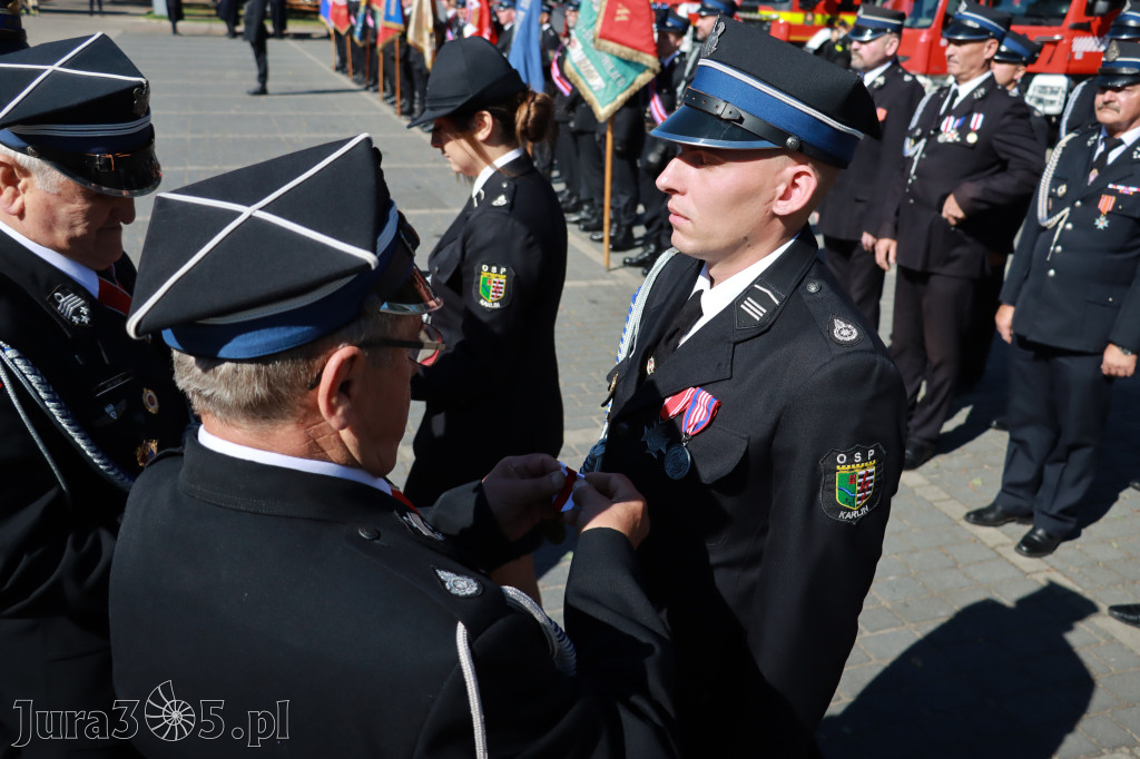 Fotorelacja II: Uroczystość NADANIA SZTANDARU i 50-lecie Zarządu Miejskiego ZOSP RP w Zawierciu