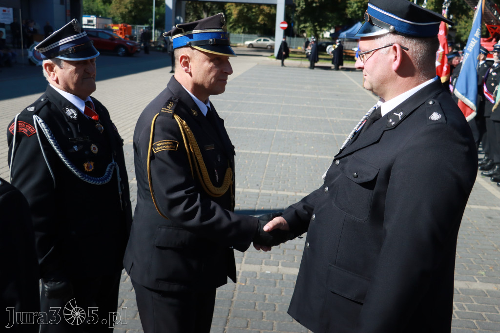 Fotorelacja II: Uroczystość NADANIA SZTANDARU i 50-lecie Zarządu Miejskiego ZOSP RP w Zawierciu