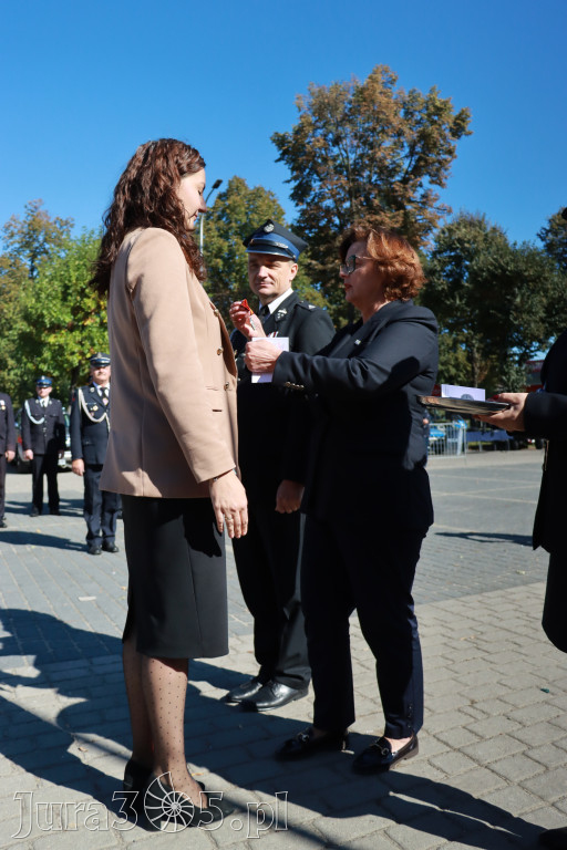 Fotorelacja II: Uroczystość NADANIA SZTANDARU i 50-lecie Zarządu Miejskiego ZOSP RP w Zawierciu