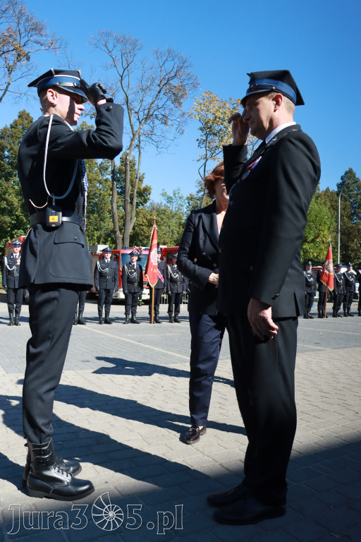 Fotorelacja II: Uroczystość NADANIA SZTANDARU i 50-lecie Zarządu Miejskiego ZOSP RP w Zawierciu