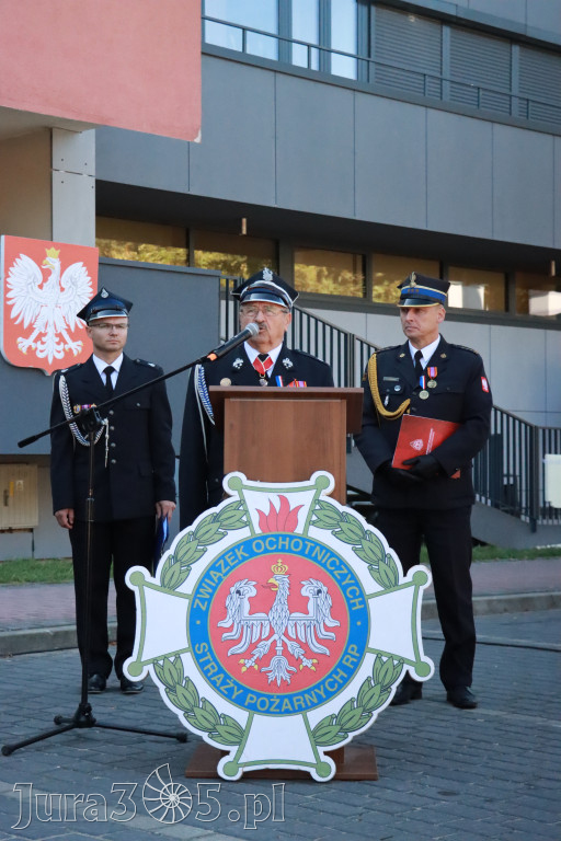 Fotorelacja II: Uroczystość NADANIA SZTANDARU i 50-lecie Zarządu Miejskiego ZOSP RP w Zawierciu