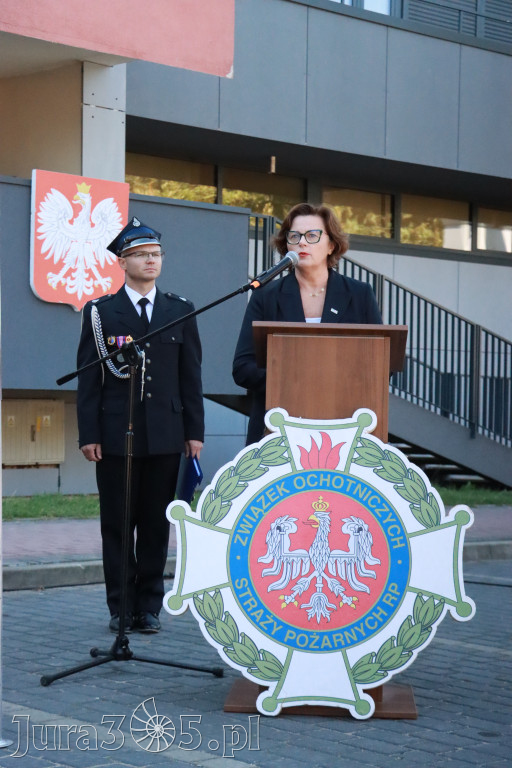 Fotorelacja II: Uroczystość NADANIA SZTANDARU i 50-lecie Zarządu Miejskiego ZOSP RP w Zawierciu