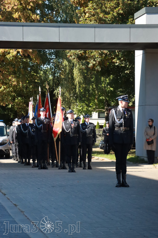 Fotorelacja II: Uroczystość NADANIA SZTANDARU i 50-lecie Zarządu Miejskiego ZOSP RP w Zawierciu