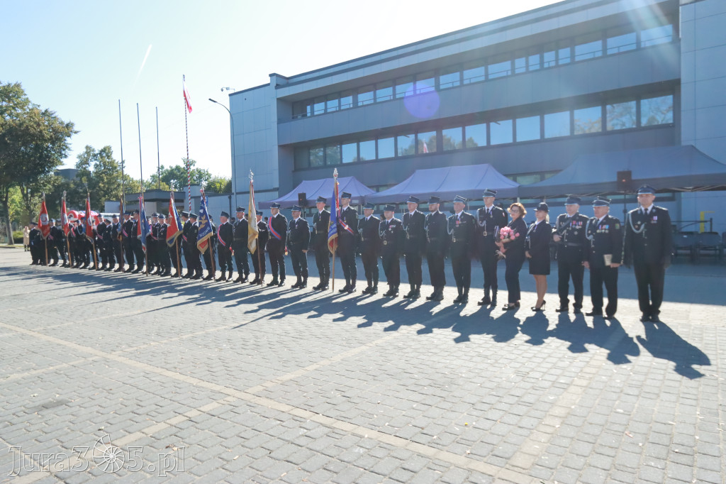 Fotorelacja II: Uroczystość NADANIA SZTANDARU i 50-lecie Zarządu Miejskiego ZOSP RP w Zawierciu