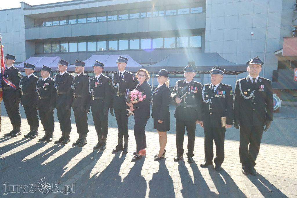 Fotorelacja II: Uroczystość NADANIA SZTANDARU i 50-lecie Zarządu Miejskiego ZOSP RP w Zawierciu