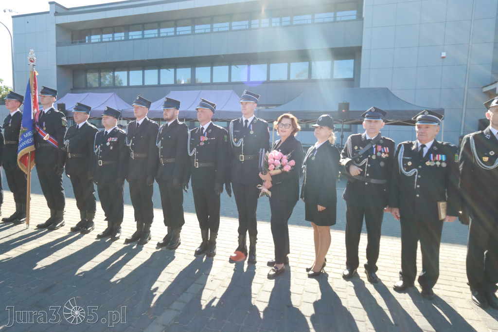 Fotorelacja II: Uroczystość NADANIA SZTANDARU i 50-lecie Zarządu Miejskiego ZOSP RP w Zawierciu