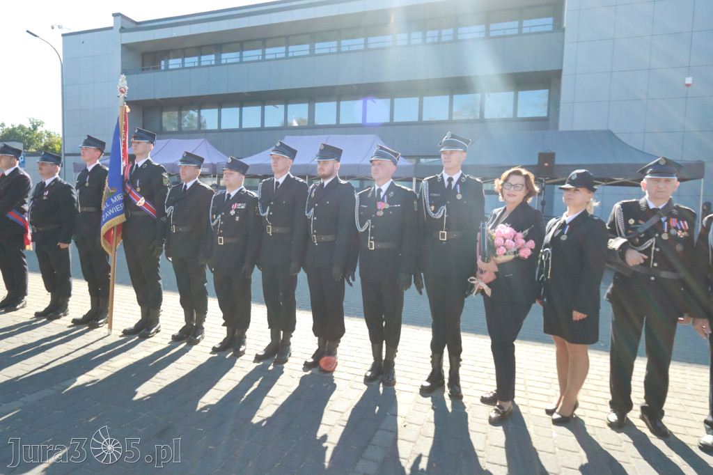 Fotorelacja II: Uroczystość NADANIA SZTANDARU i 50-lecie Zarządu Miejskiego ZOSP RP w Zawierciu