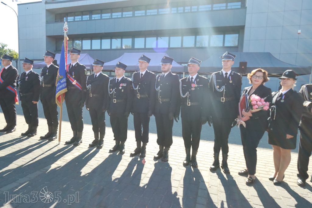 Fotorelacja II: Uroczystość NADANIA SZTANDARU i 50-lecie Zarządu Miejskiego ZOSP RP w Zawierciu