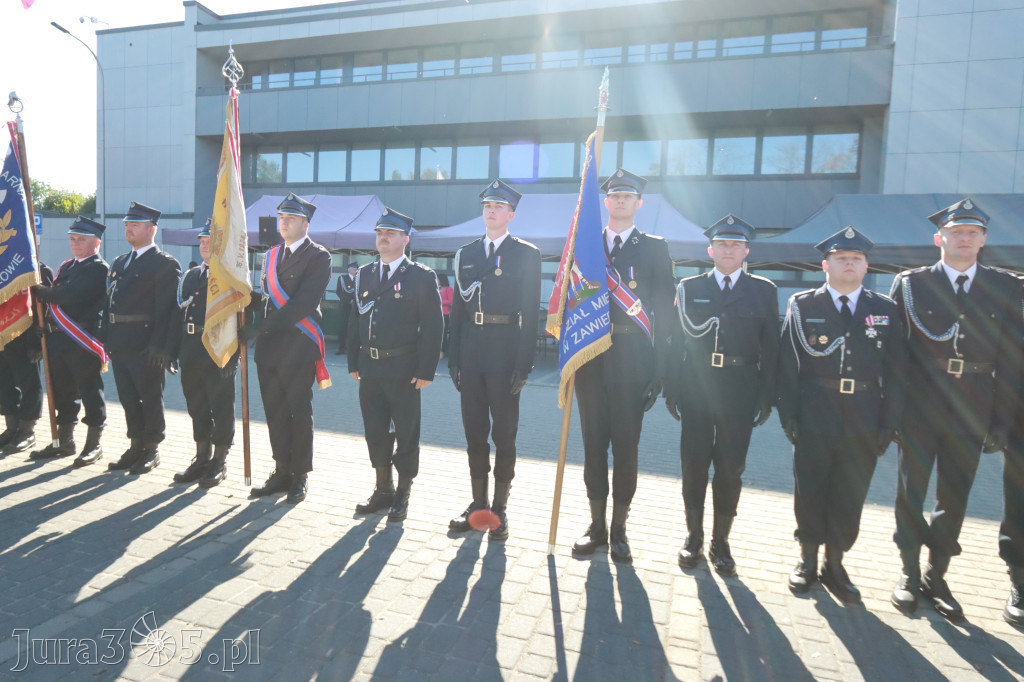 Fotorelacja II: Uroczystość NADANIA SZTANDARU i 50-lecie Zarządu Miejskiego ZOSP RP w Zawierciu