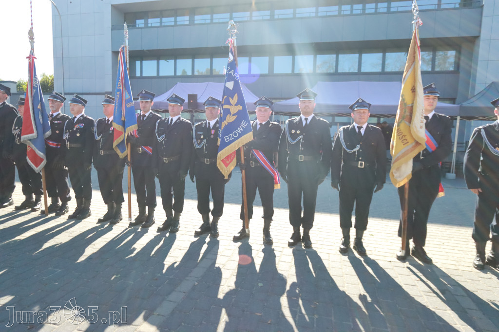 Fotorelacja II: Uroczystość NADANIA SZTANDARU i 50-lecie Zarządu Miejskiego ZOSP RP w Zawierciu