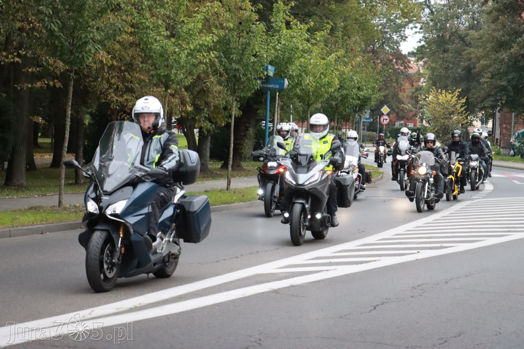 Fotorelacja: Jurajskie zakończenie sezonu motocyklistów w Zawierciu