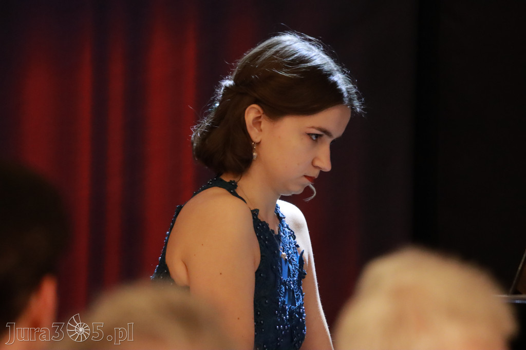 Fotorelacja: Od Etno do Opery – koncert Filharmonii Jurajskiej w Zawierciu!