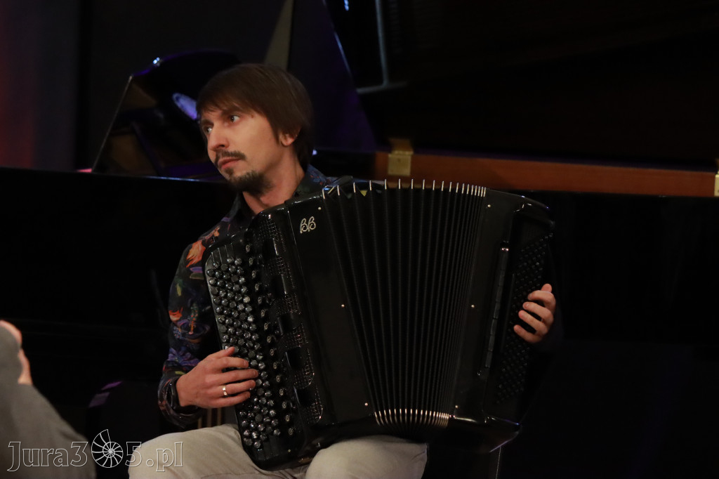 Fotorelacja: Od Etno do Opery – koncert Filharmonii Jurajskiej w Zawierciu!