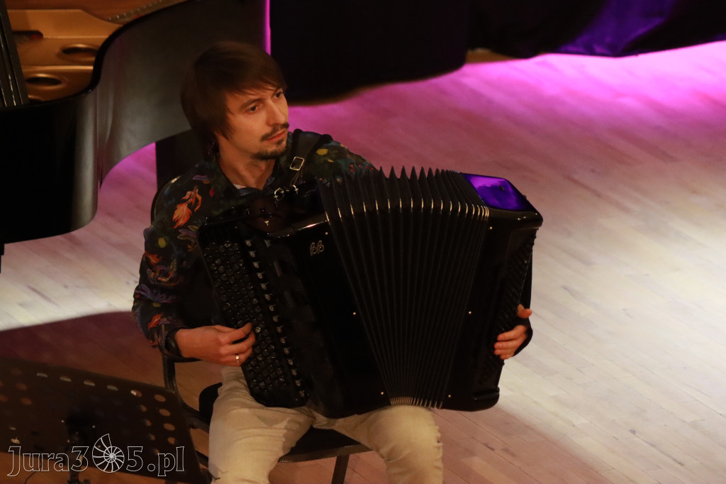 Fotorelacja: Od Etno do Opery – koncert Filharmonii Jurajskiej w Zawierciu!