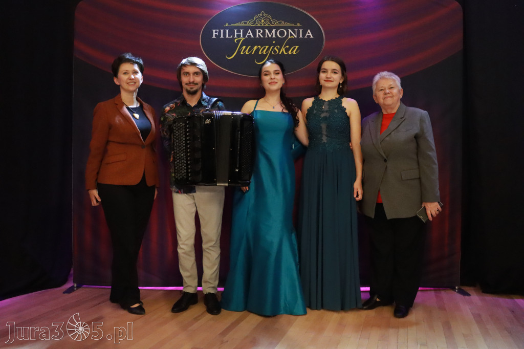 Fotorelacja: Od Etno do Opery – koncert Filharmonii Jurajskiej w Zawierciu!