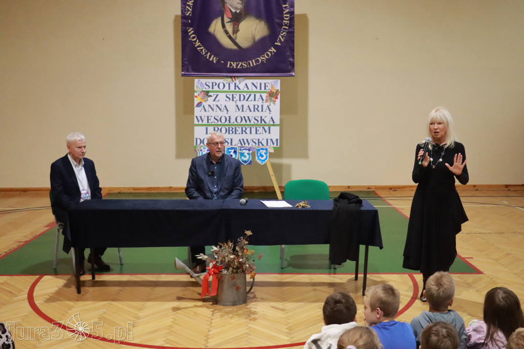 Fotorelacja: Sędzia Anna Maria Wesołowska w SP3 Myszków