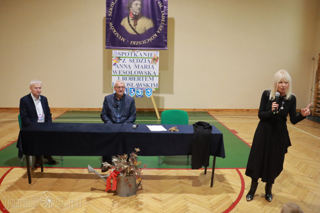 Fotorelacja: Sędzia Anna Maria Wesołowska w SP3 Myszków