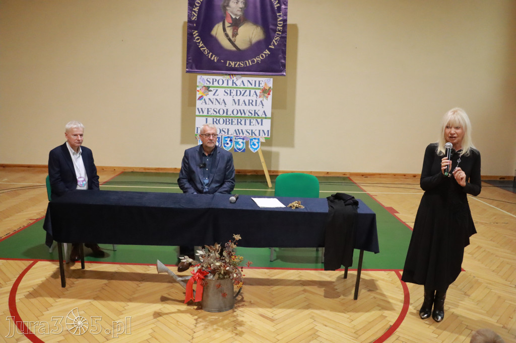 Fotorelacja: Sędzia Anna Maria Wesołowska w SP3 Myszków