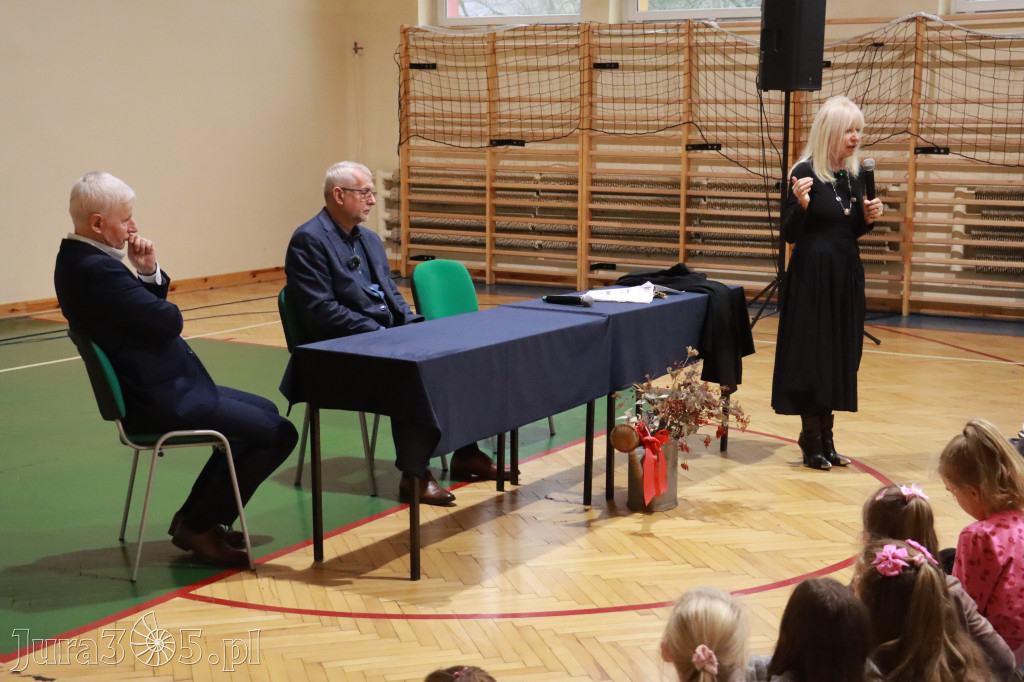 Fotorelacja: Sędzia Anna Maria Wesołowska w SP3 Myszków