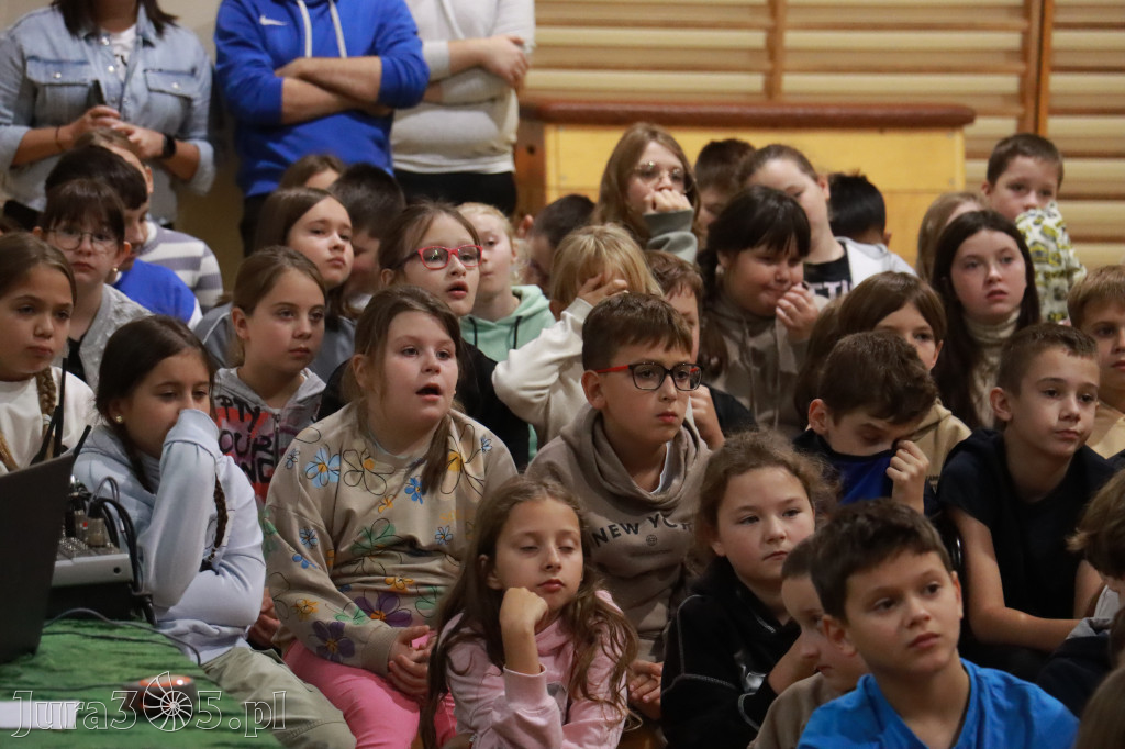 Fotorelacja: Sędzia Anna Maria Wesołowska w SP3 Myszków