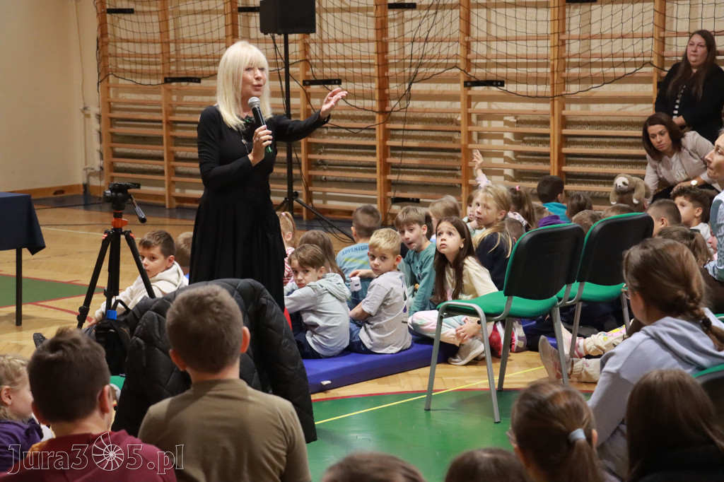 Fotorelacja: Sędzia Anna Maria Wesołowska w SP3 Myszków