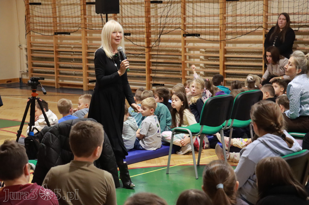 Fotorelacja: Sędzia Anna Maria Wesołowska w SP3 Myszków