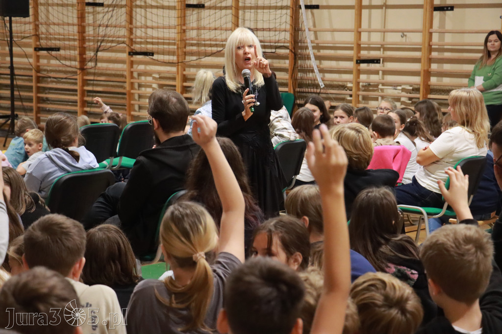 Fotorelacja: Sędzia Anna Maria Wesołowska w SP3 Myszków
