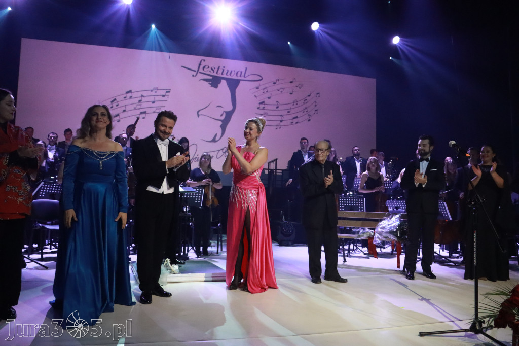 Fotorelacja III: III Festiwal Wiesława Ochmana w Zawierciu - Gala Otwarcia