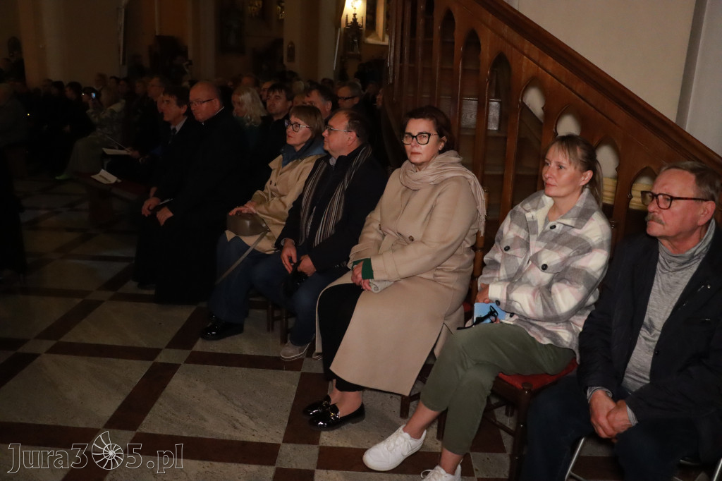 Fotorelacja IV: III Festiwal Wiesława Ochmana w Zawierciu - Koncert w Bazylice