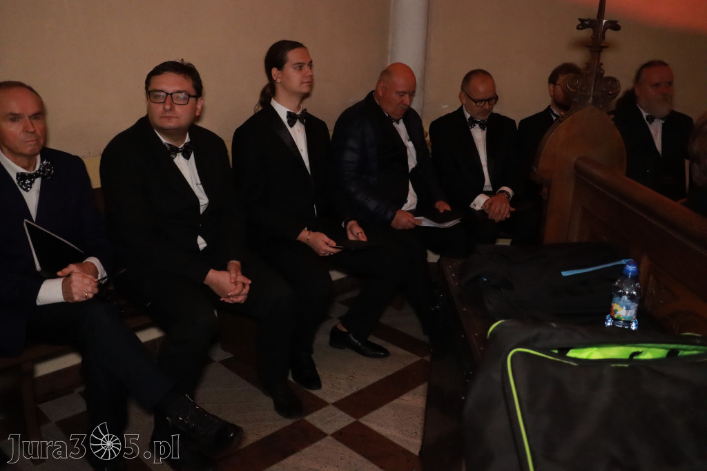 Fotorelacja IV: III Festiwal Wiesława Ochmana w Zawierciu - Koncert w Bazylice