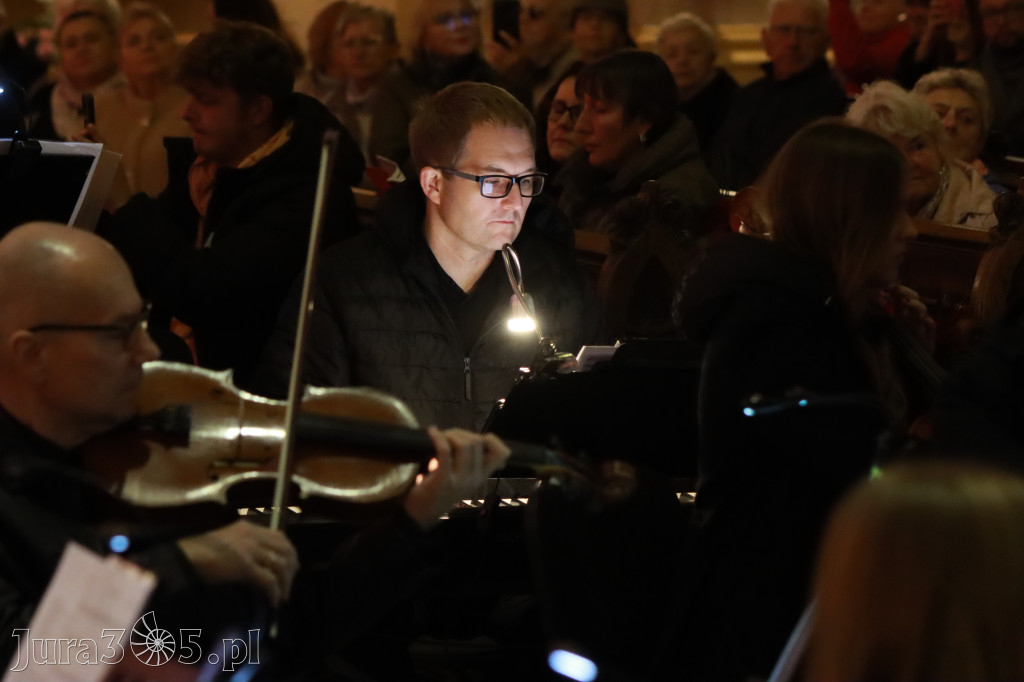 Fotorelacja IV: III Festiwal Wiesława Ochmana w Zawierciu - Koncert w Bazylice
