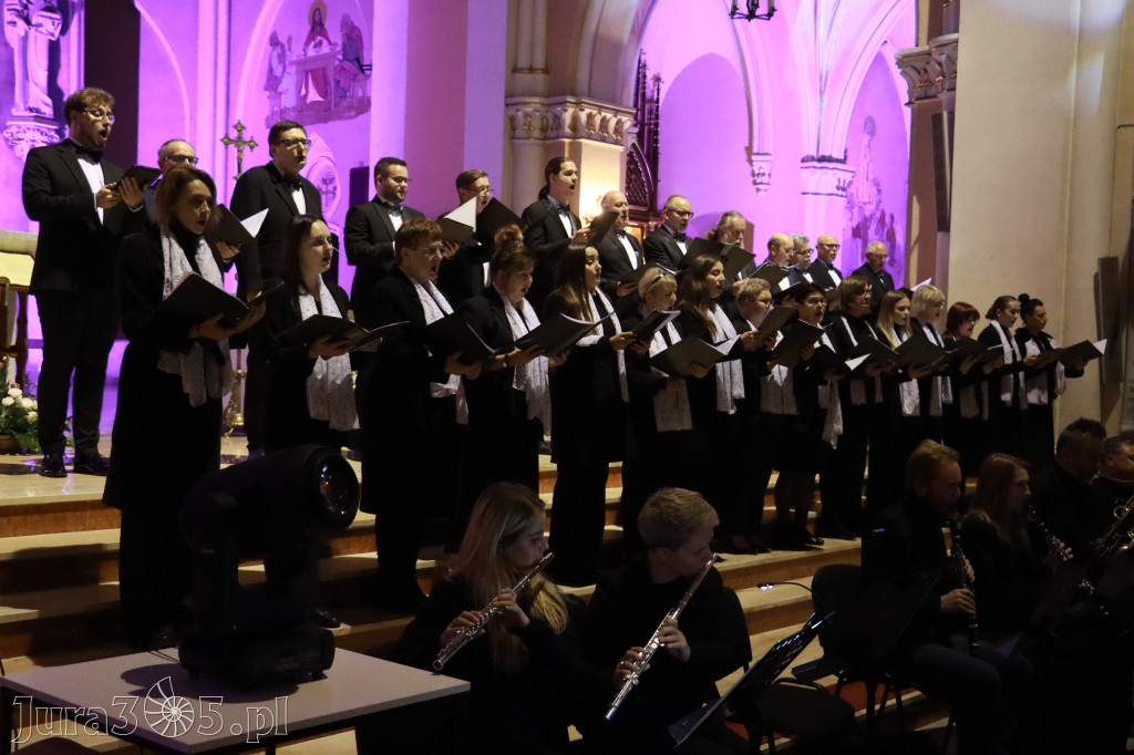 Fotorelacja IV: III Festiwal Wiesława Ochmana w Zawierciu - Koncert w Bazylice