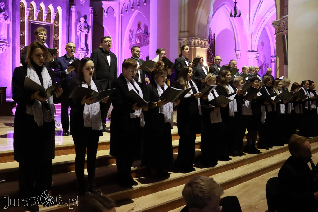Fotorelacja IV: III Festiwal Wiesława Ochmana w Zawierciu - Koncert w Bazylice