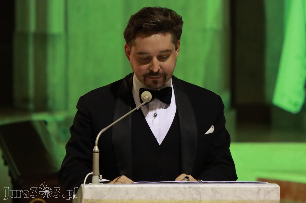 Fotorelacja IV: III Festiwal Wiesława Ochmana w Zawierciu - Koncert w Bazylice