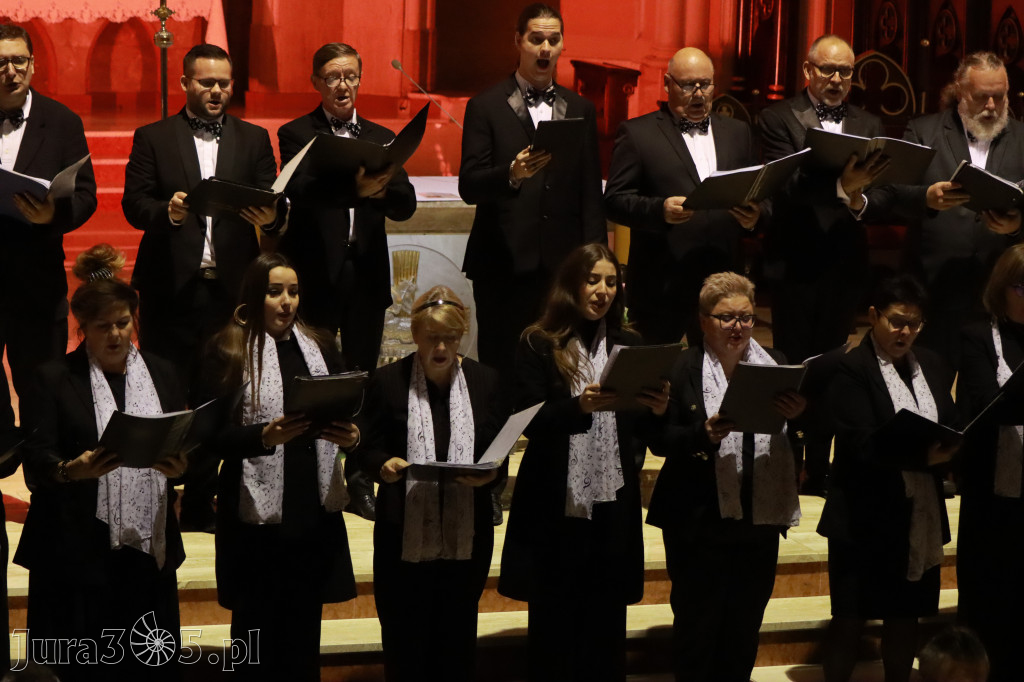 Fotorelacja IV: III Festiwal Wiesława Ochmana w Zawierciu - Koncert w Bazylice