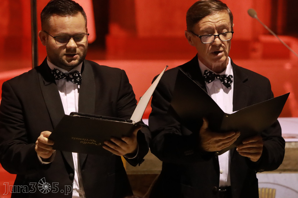 Fotorelacja IV: III Festiwal Wiesława Ochmana w Zawierciu - Koncert w Bazylice
