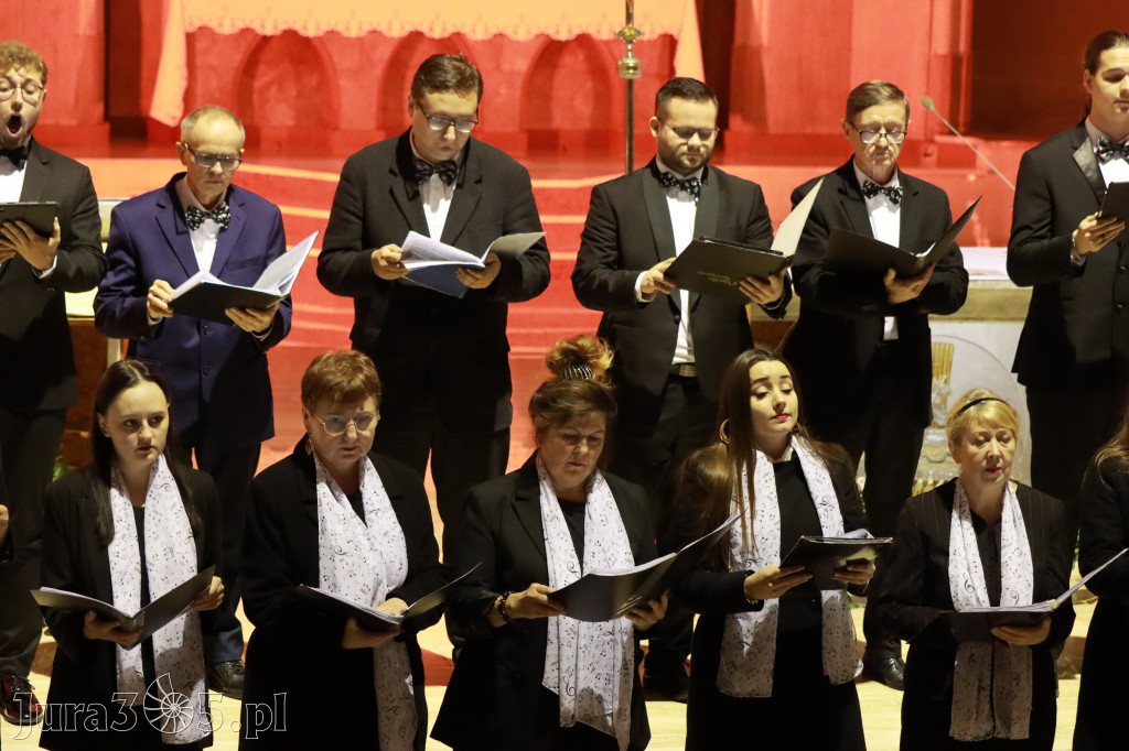 Fotorelacja IV: III Festiwal Wiesława Ochmana w Zawierciu - Koncert w Bazylice