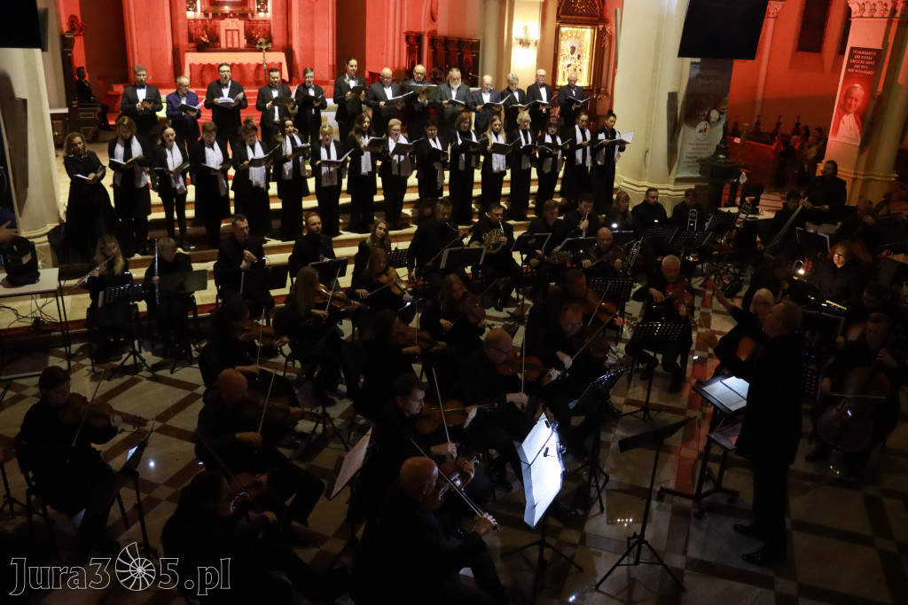 Fotorelacja IV: III Festiwal Wiesława Ochmana w Zawierciu - Koncert w Bazylice