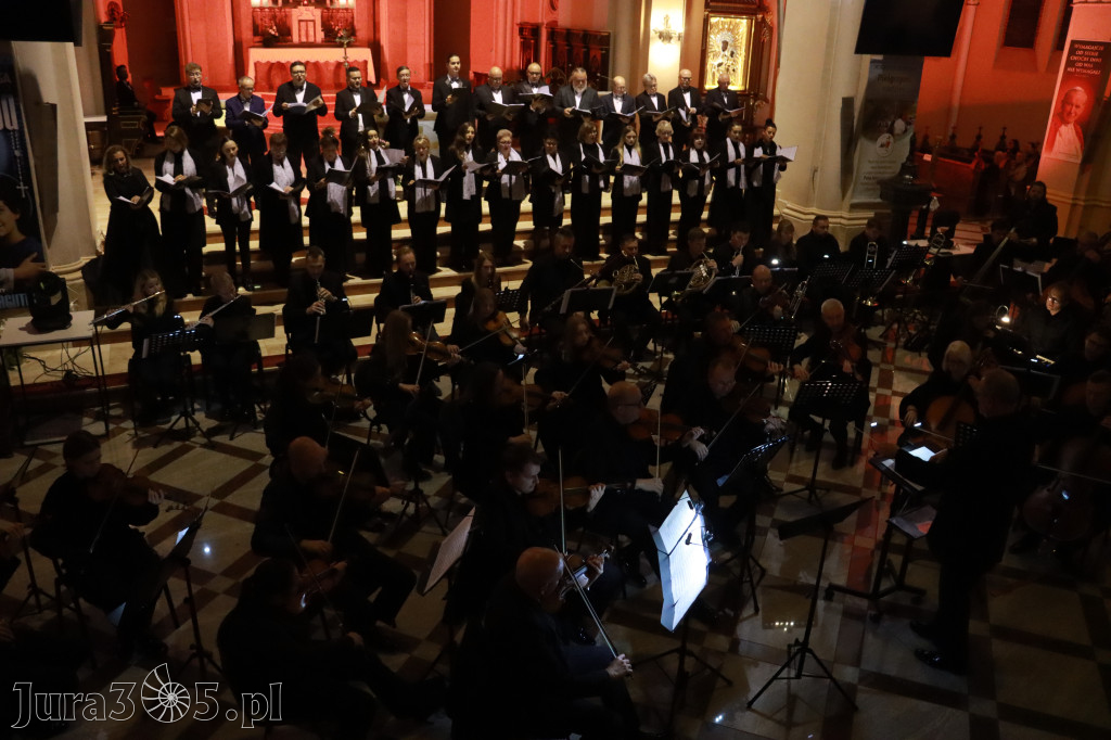 Fotorelacja IV: III Festiwal Wiesława Ochmana w Zawierciu - Koncert w Bazylice