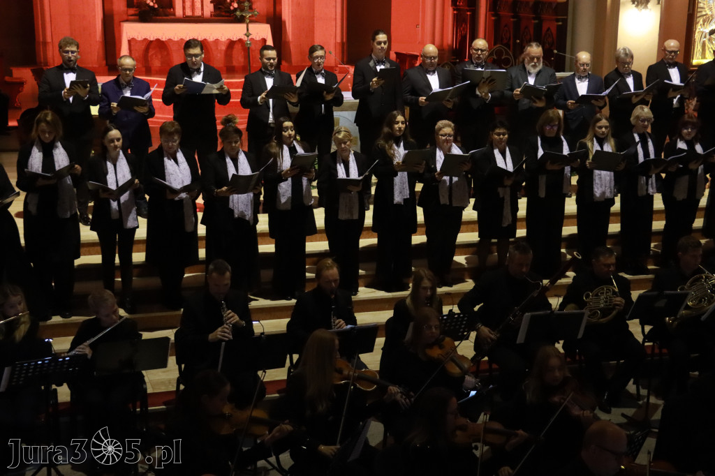 Fotorelacja IV: III Festiwal Wiesława Ochmana w Zawierciu - Koncert w Bazylice