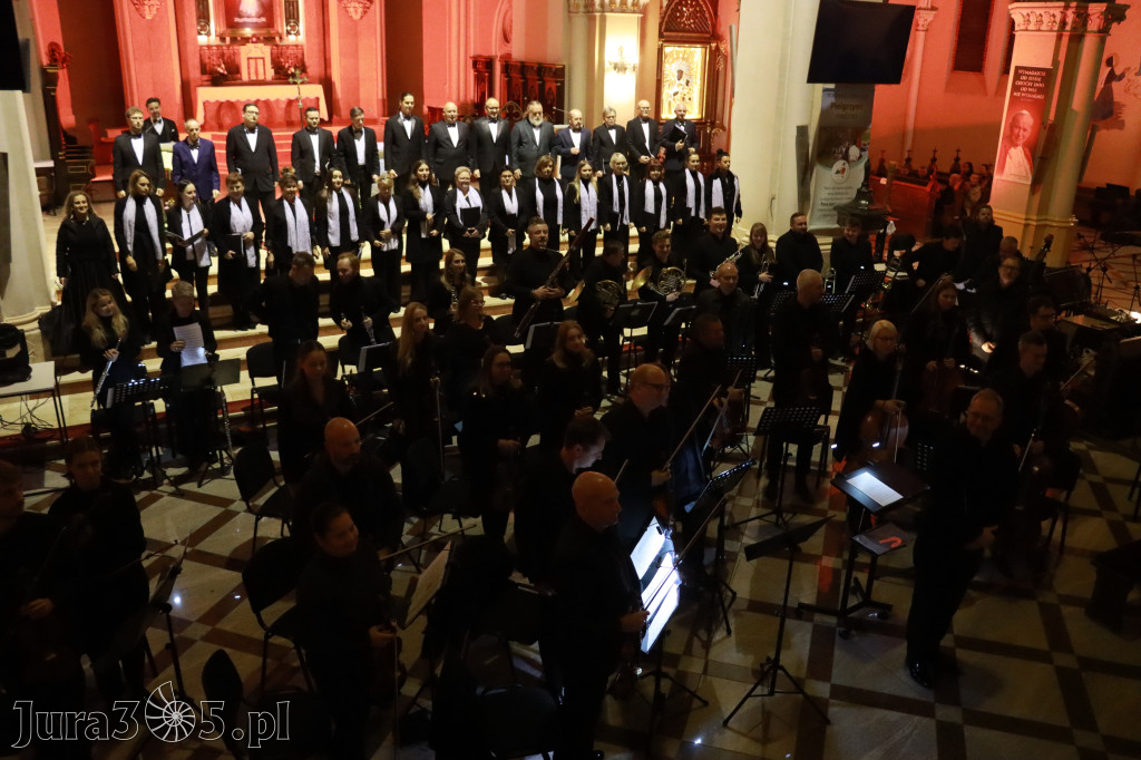 Fotorelacja IV: III Festiwal Wiesława Ochmana w Zawierciu - Koncert w Bazylice