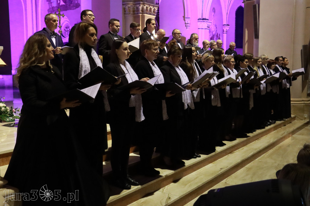 Fotorelacja IV: III Festiwal Wiesława Ochmana w Zawierciu - Koncert w Bazylice